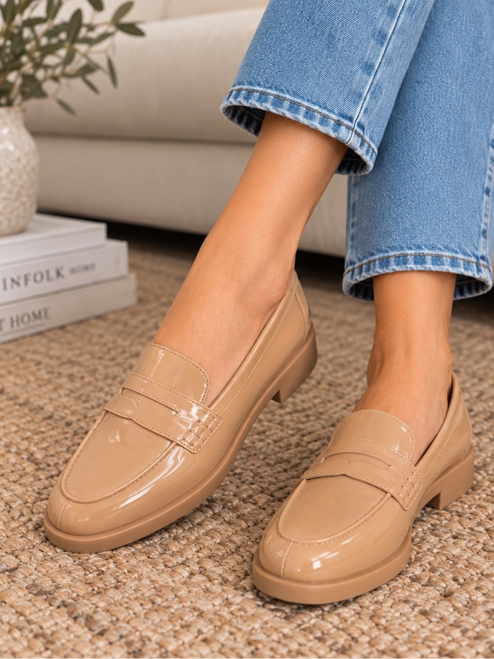 Liverpool Los Angeles Tan Patent Penny Loafers Size 6 NEW